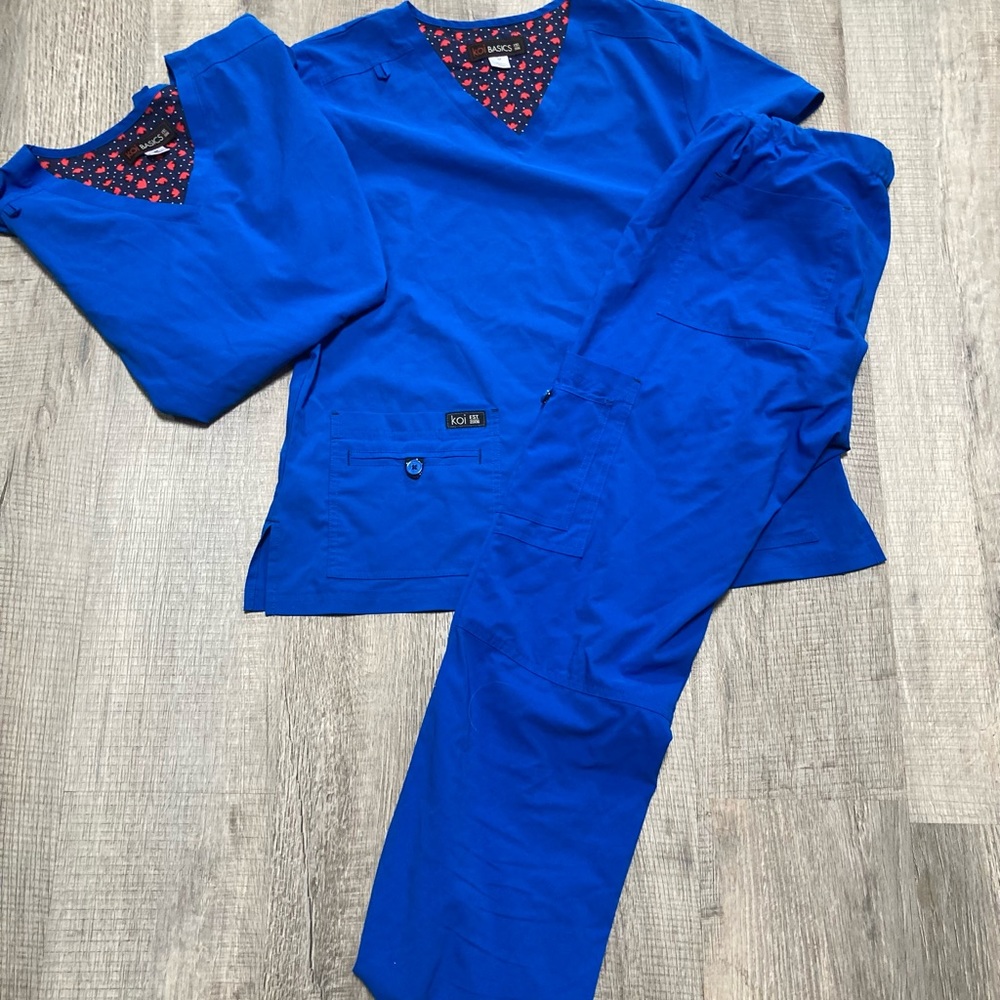 Koi Basic’s scrubs
